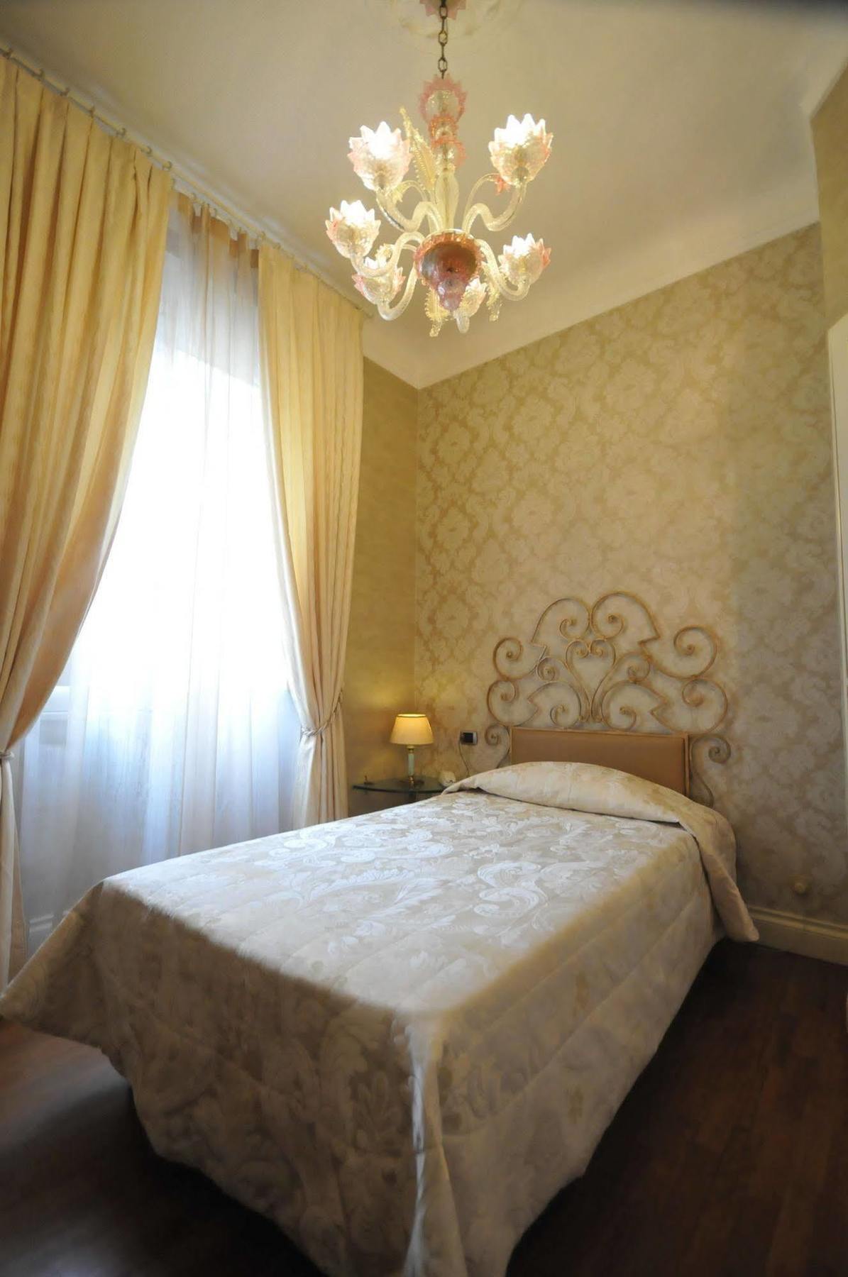 C-Hotels De Rose Palace Florence Luaran gambar