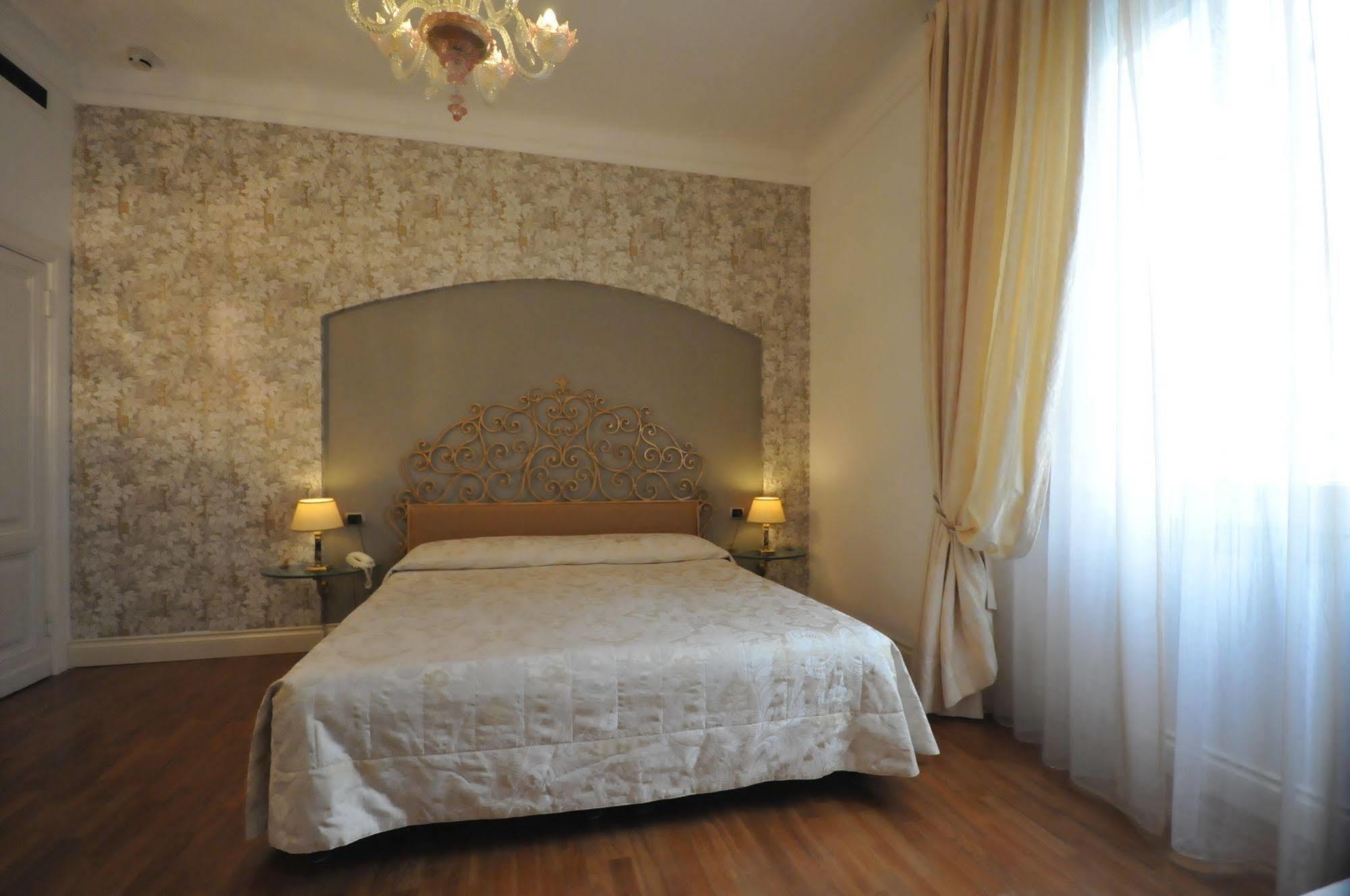 C-Hotels De Rose Palace Florence Luaran gambar