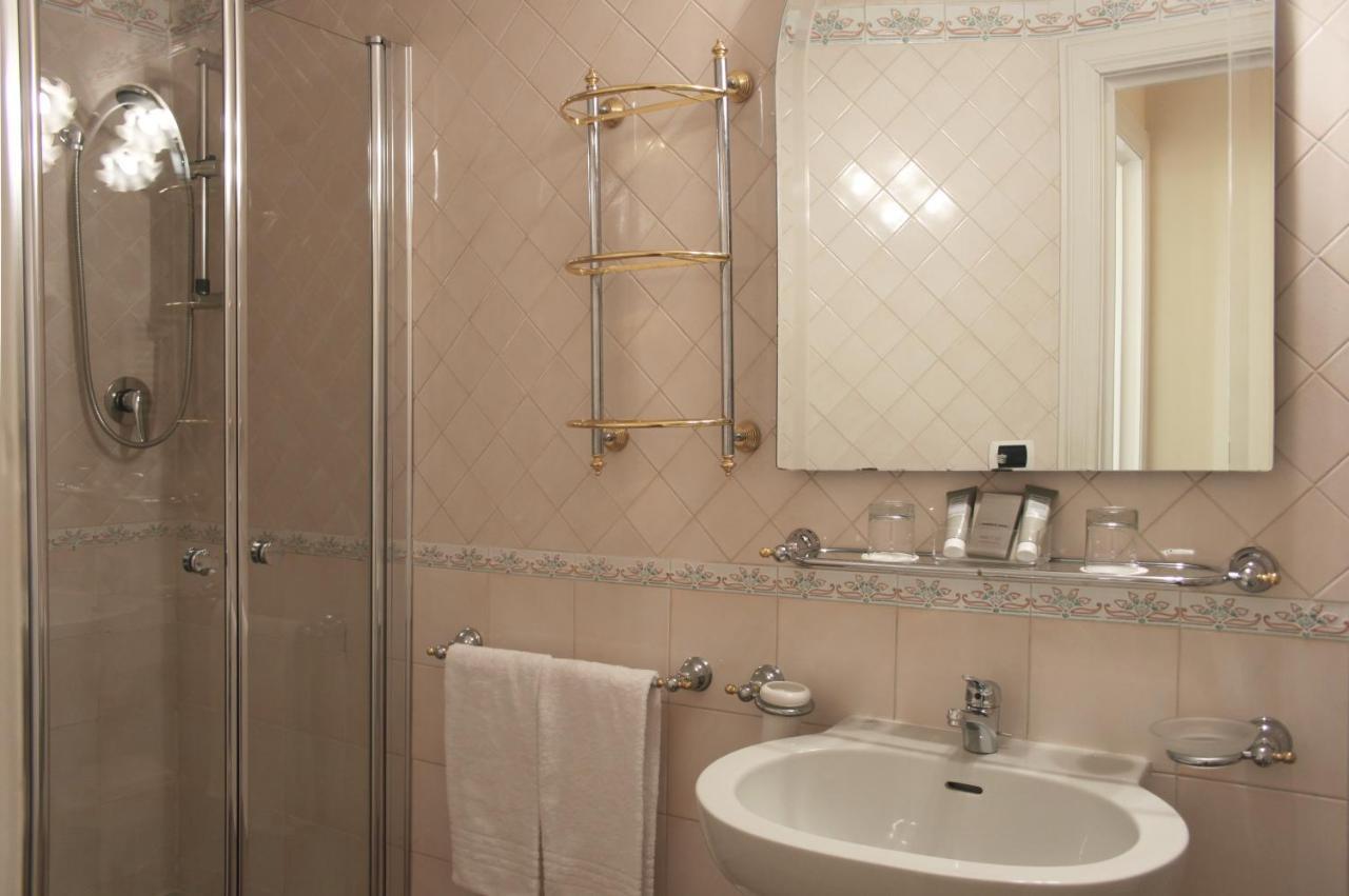 C-Hotels De Rose Palace Florence Luaran gambar