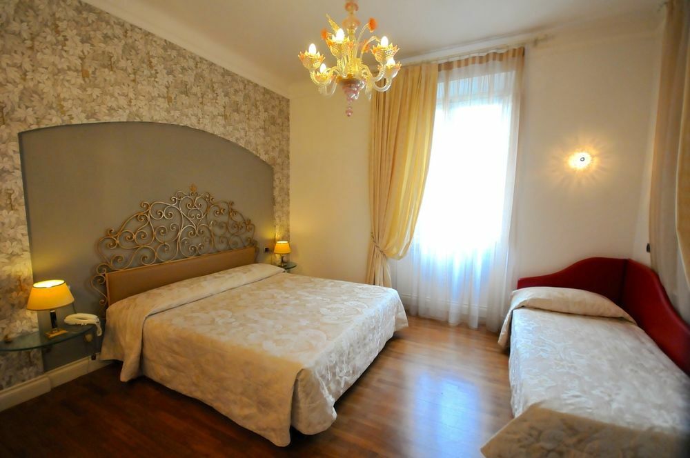 C-Hotels De Rose Palace Florence Luaran gambar