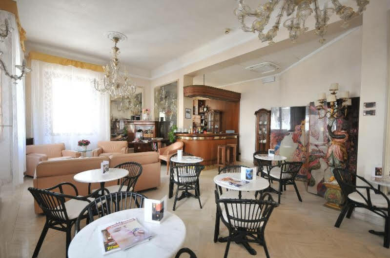 C-Hotels De Rose Palace Florence Luaran gambar