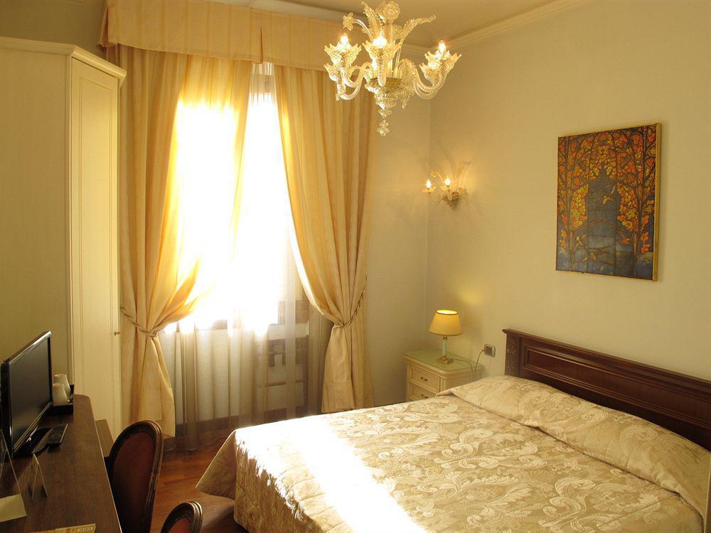 C-Hotels De Rose Palace Florence Luaran gambar